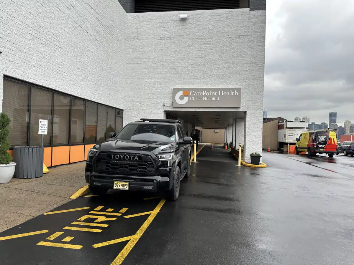 CarePoint Health/Christ Hospital - Thumbnail 6