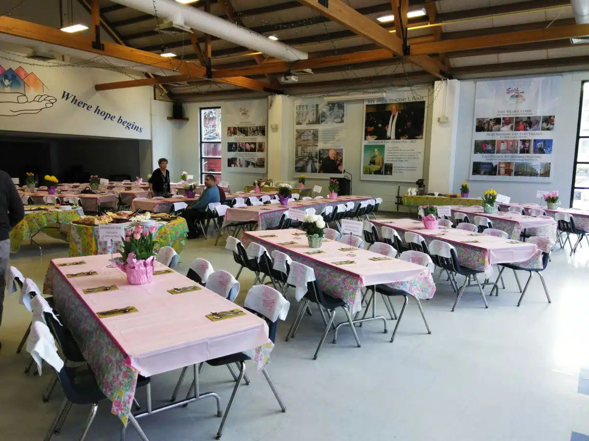 Evas Village - Thumbnail 6